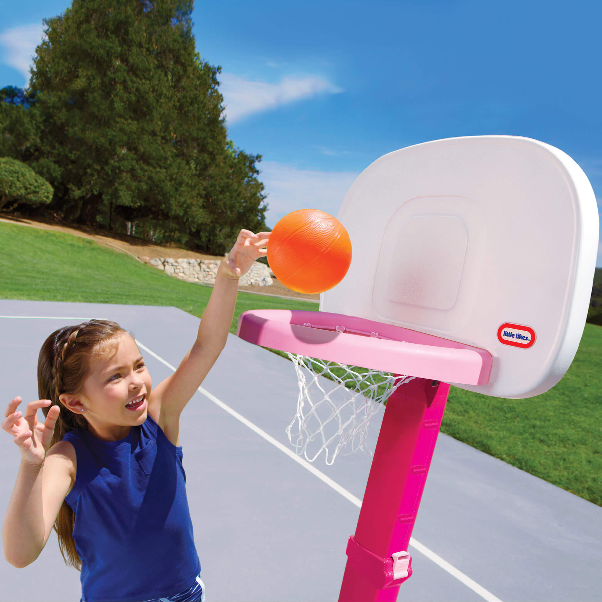 TotSports™ Easy Score™ Pink Basketball Set with 3 Basketballs - Image 4